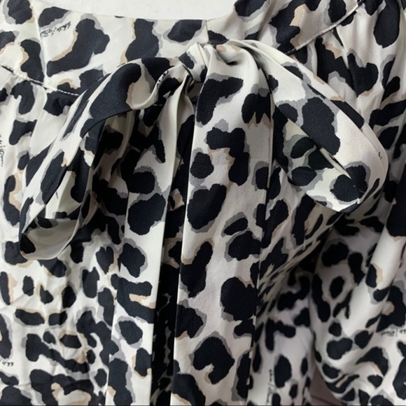 NWOT WHBM Silk Leopard Print Bow Peasant Blouse - Picture 2 of 6